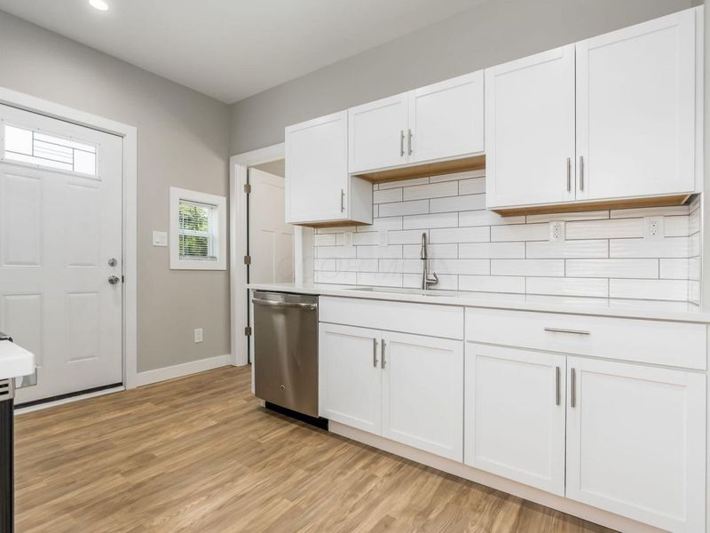 310 S Ogden Avenue , Columbus, OH 43204 Photo 10