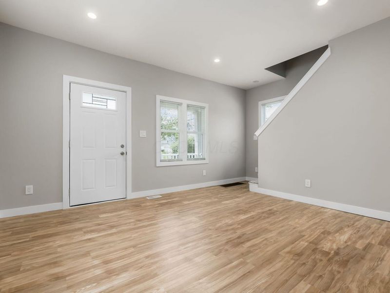 310 S Ogden Avenue , Columbus, OH 43204 Photo 4