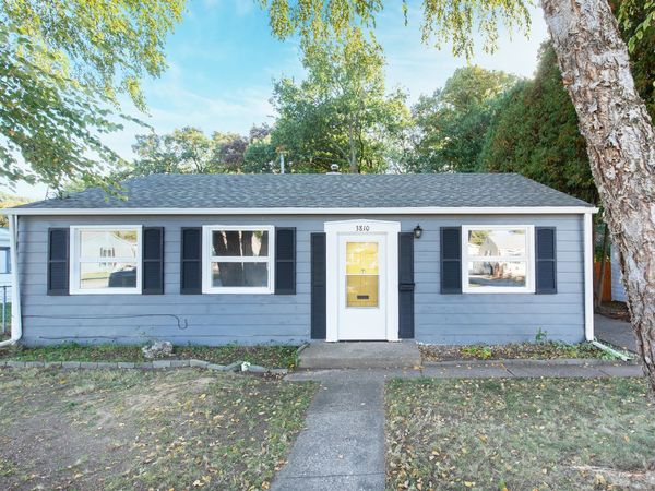 3810 11th Avenue, Moline, IL 61265