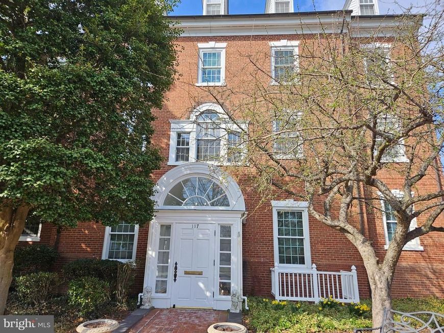 117 E Dover Street, Unit 105, Easton, MD 21601 Main Photo