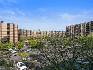8340 GREENSBORO DRIVE , Unit 409, MCLEAN, VA 22102