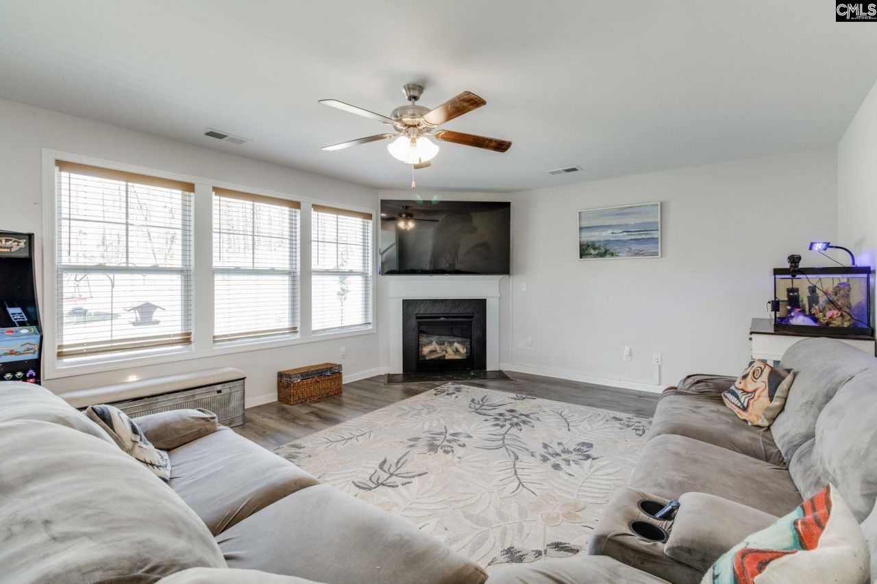 1604 Green Branch Circle Photo 14