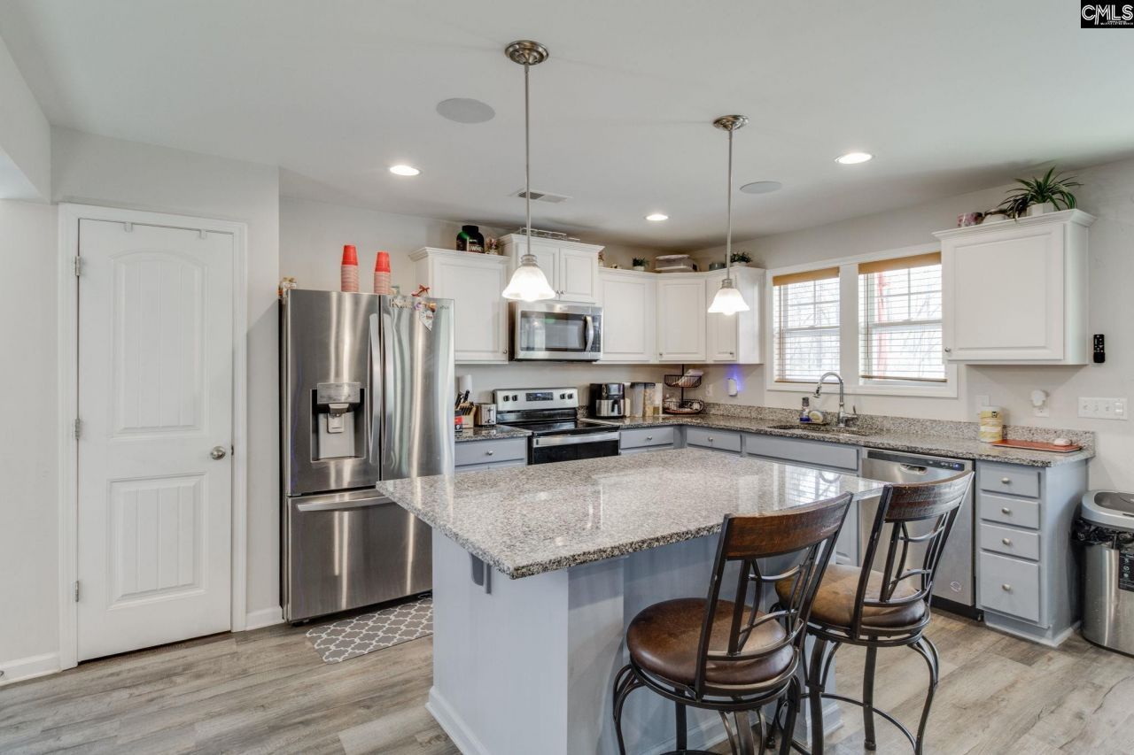 1604 Green Branch Circle Photo 9