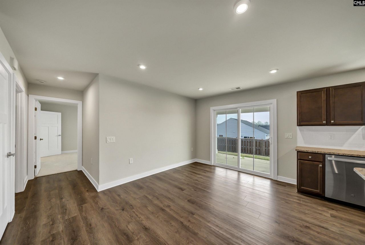 2021 Orchard Oak Trail  Photo 10