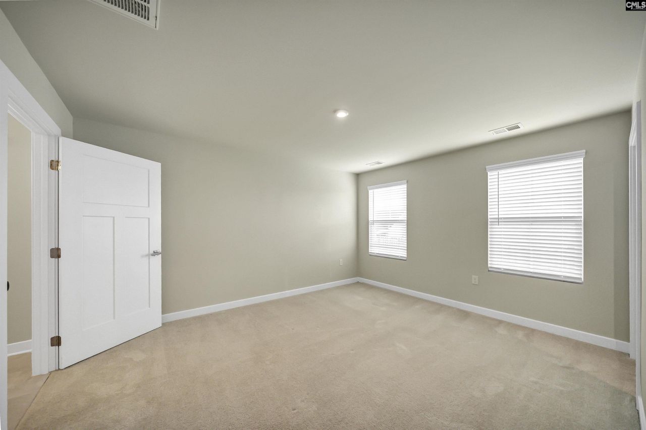 2021 Orchard Oak Trail  Photo 11