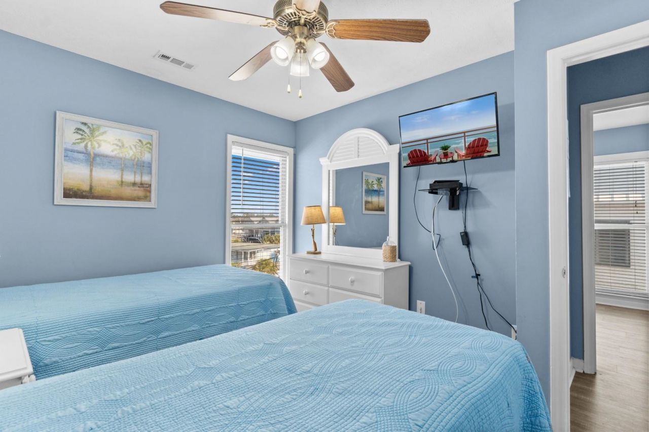 126 N Waccamaw Dr. Photo 19