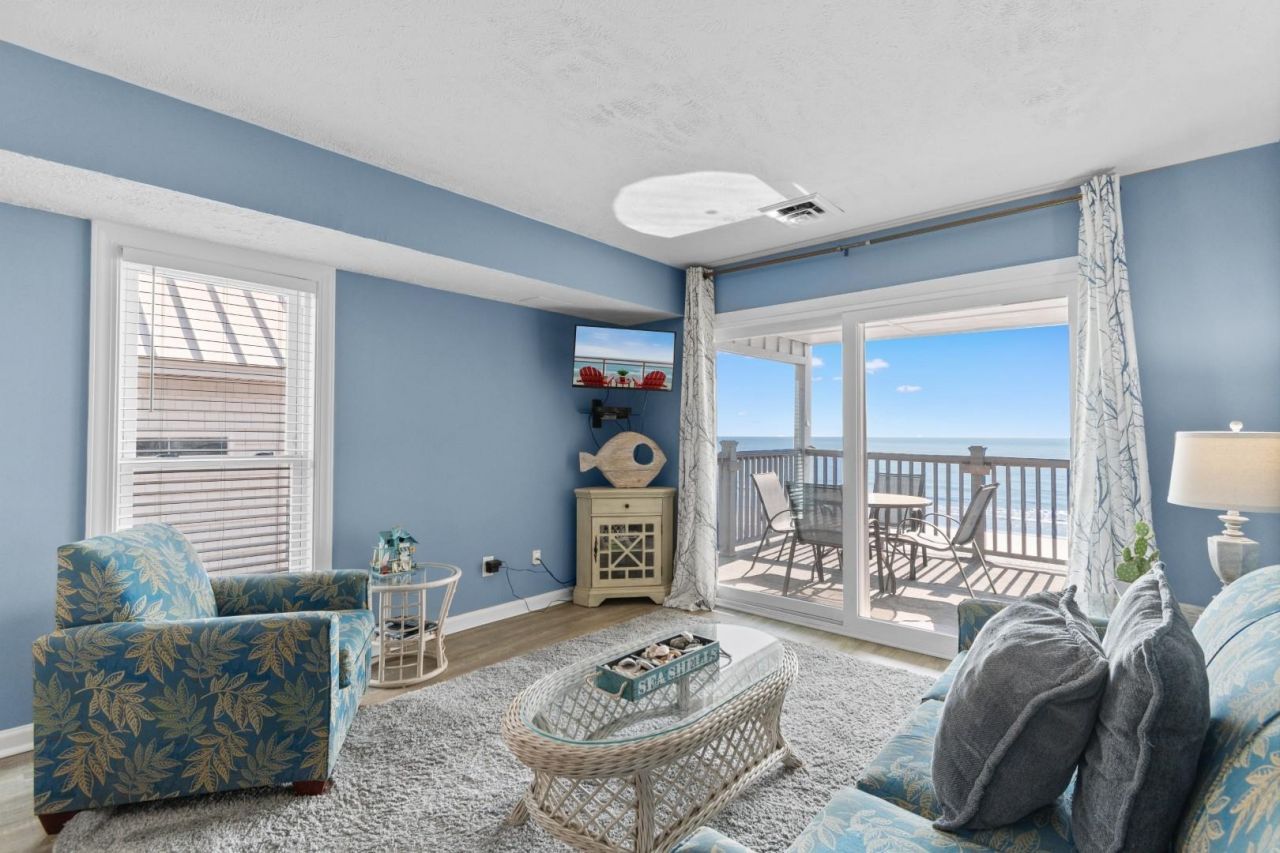 126 N Waccamaw Dr. Photo 9