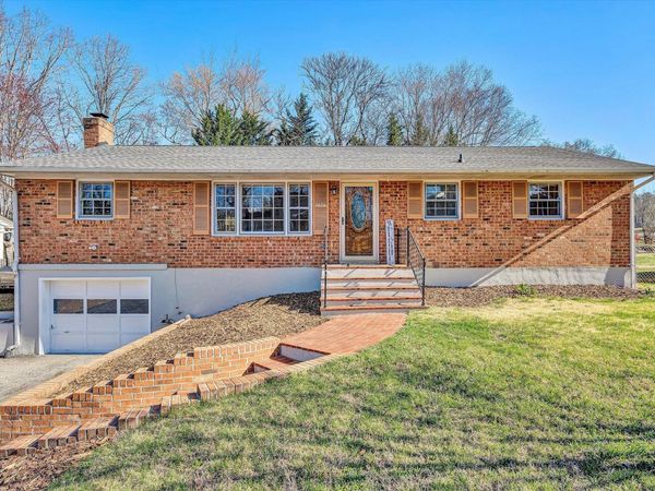 3424 Westmoreland DR, Roanoke, VA 24018