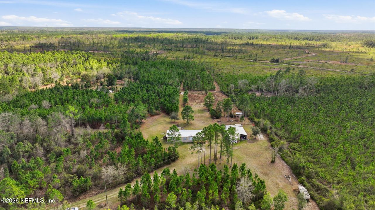 299 Cayenne Street, Interlachen, FL 32148 Photo