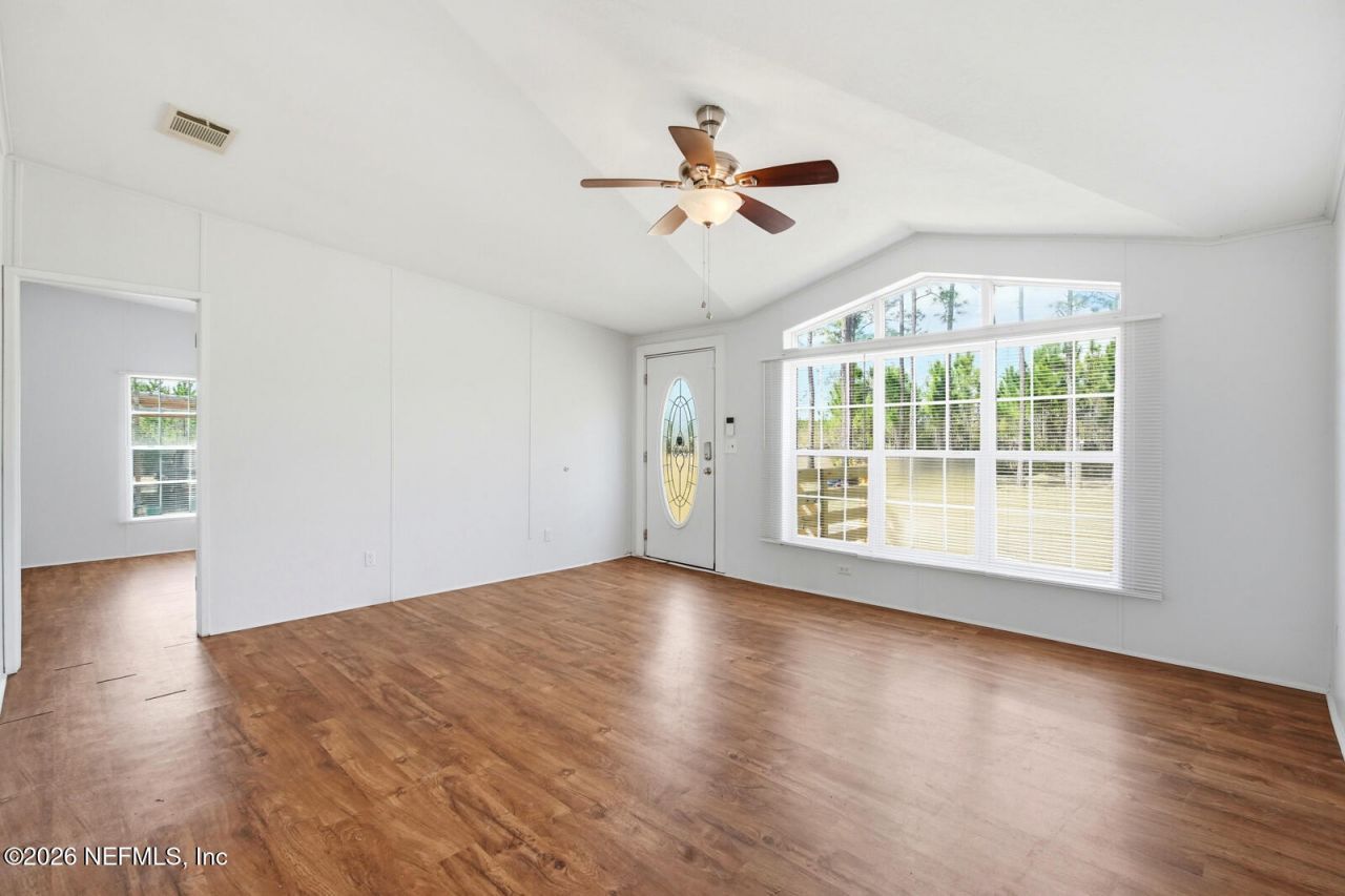 299 Cayenne Street, Interlachen, FL 32148 Photo