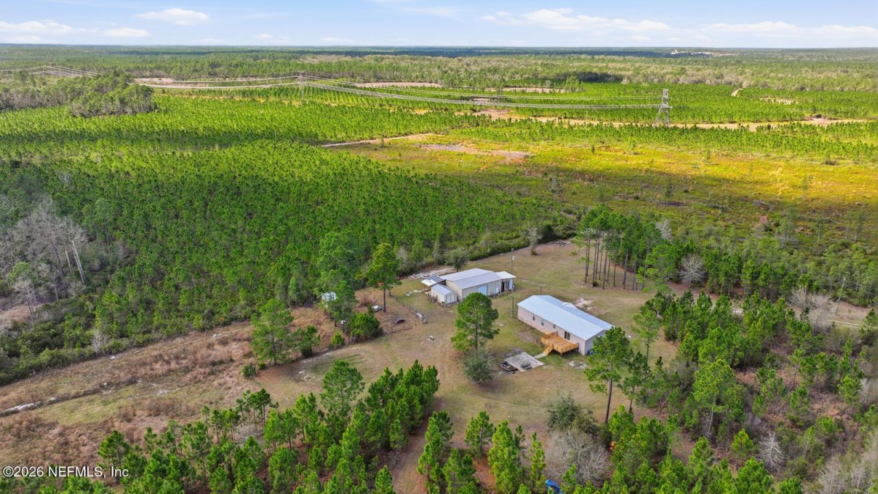 299 Cayenne Street, Interlachen, FL 32148 Photo