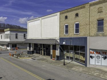 W 21st St, Buena Vista, VA 24416