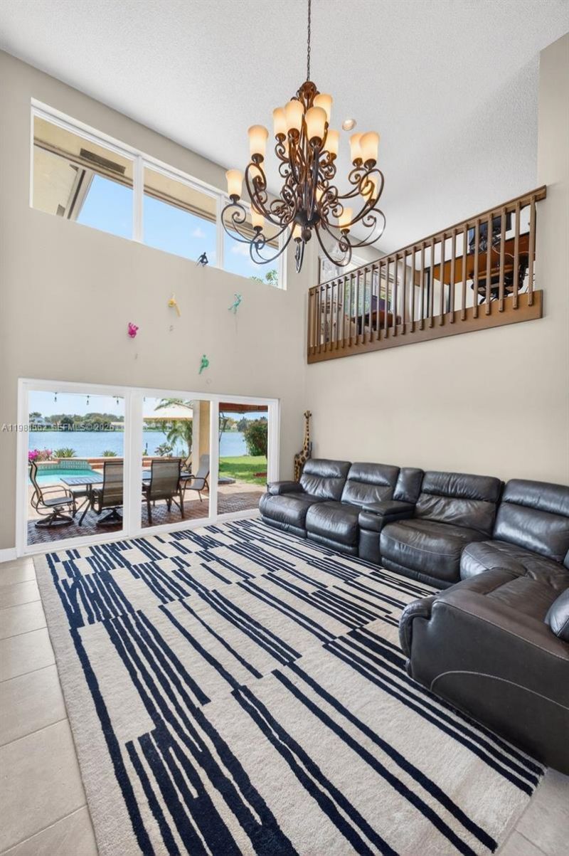 10376 SW 18th St , Davie, FL 33324 Photo