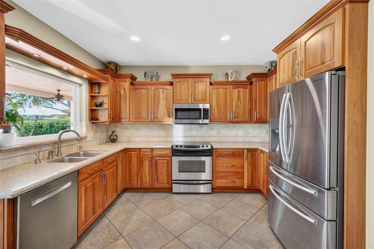 10376 SW 18th St , Davie, FL 33324 Photo