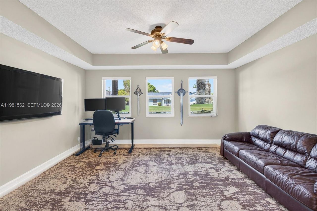 10376 SW 18th St , Davie, FL 33324 Photo