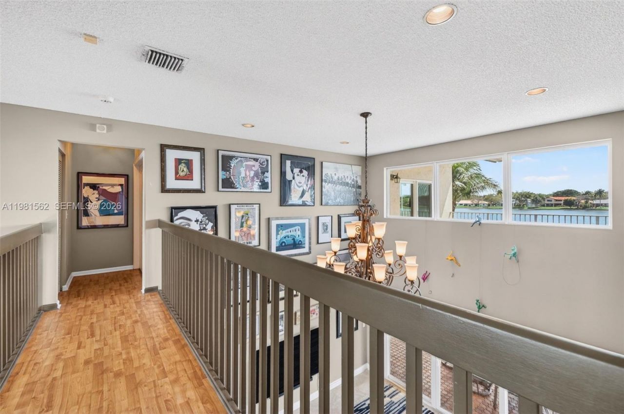 10376 SW 18th St , Davie, FL 33324 Photo