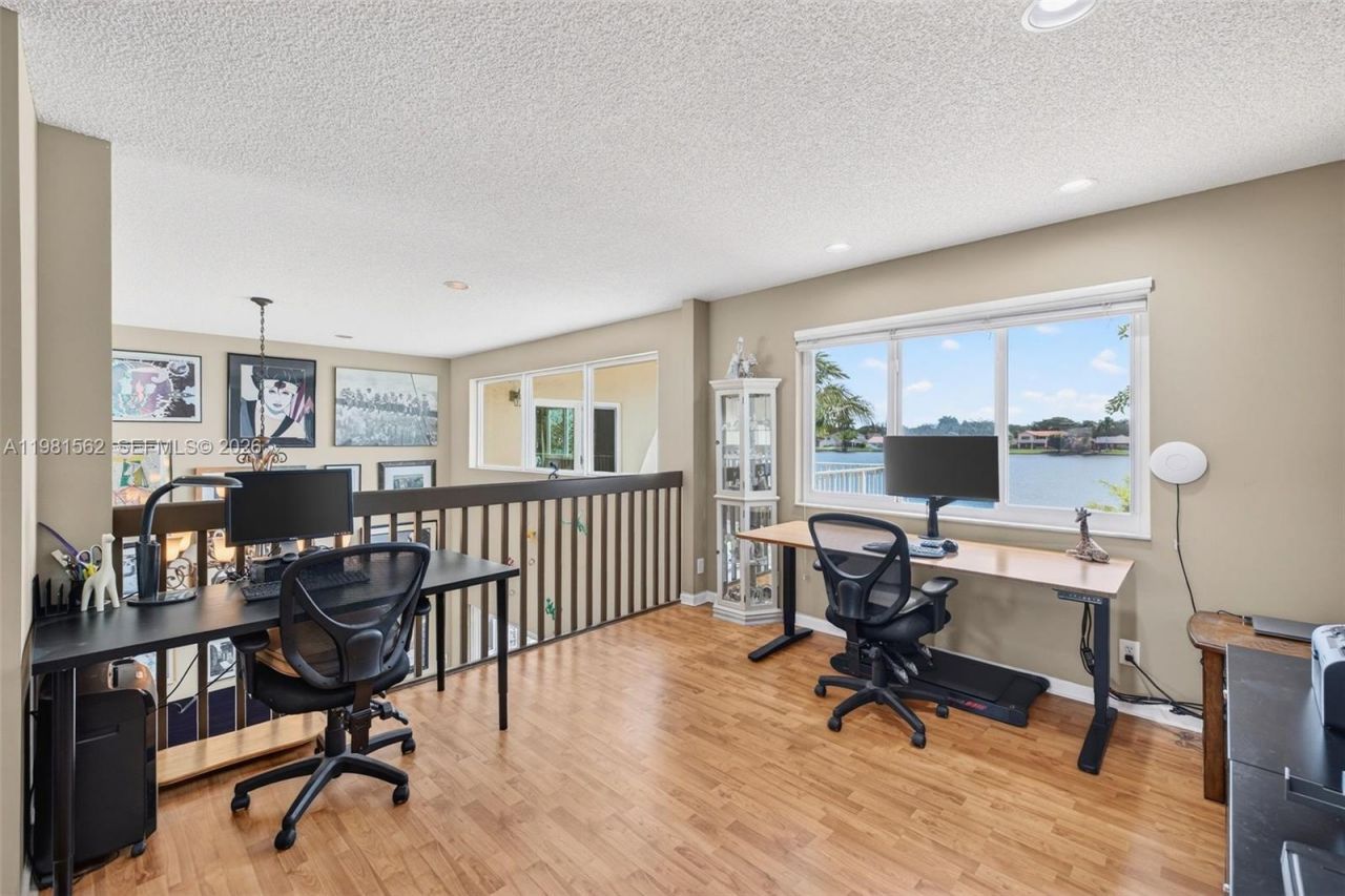 10376 SW 18th St , Davie, FL 33324 Photo