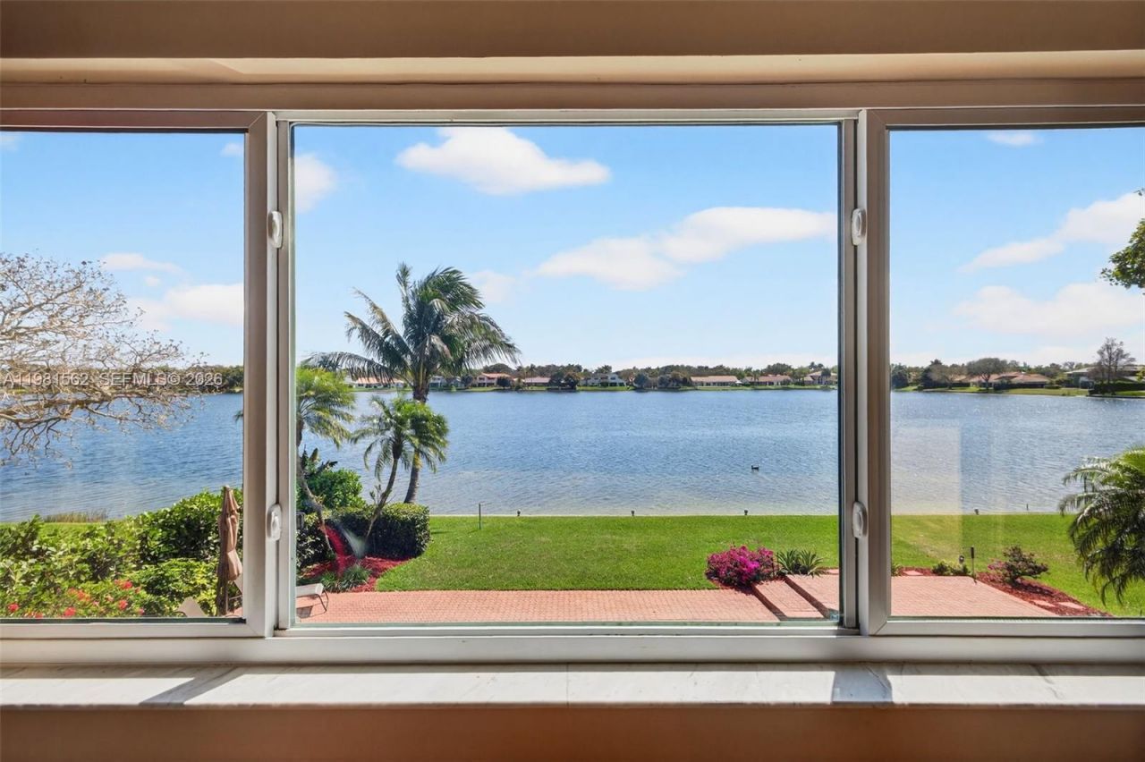 10376 SW 18th St , Davie, FL 33324 Photo