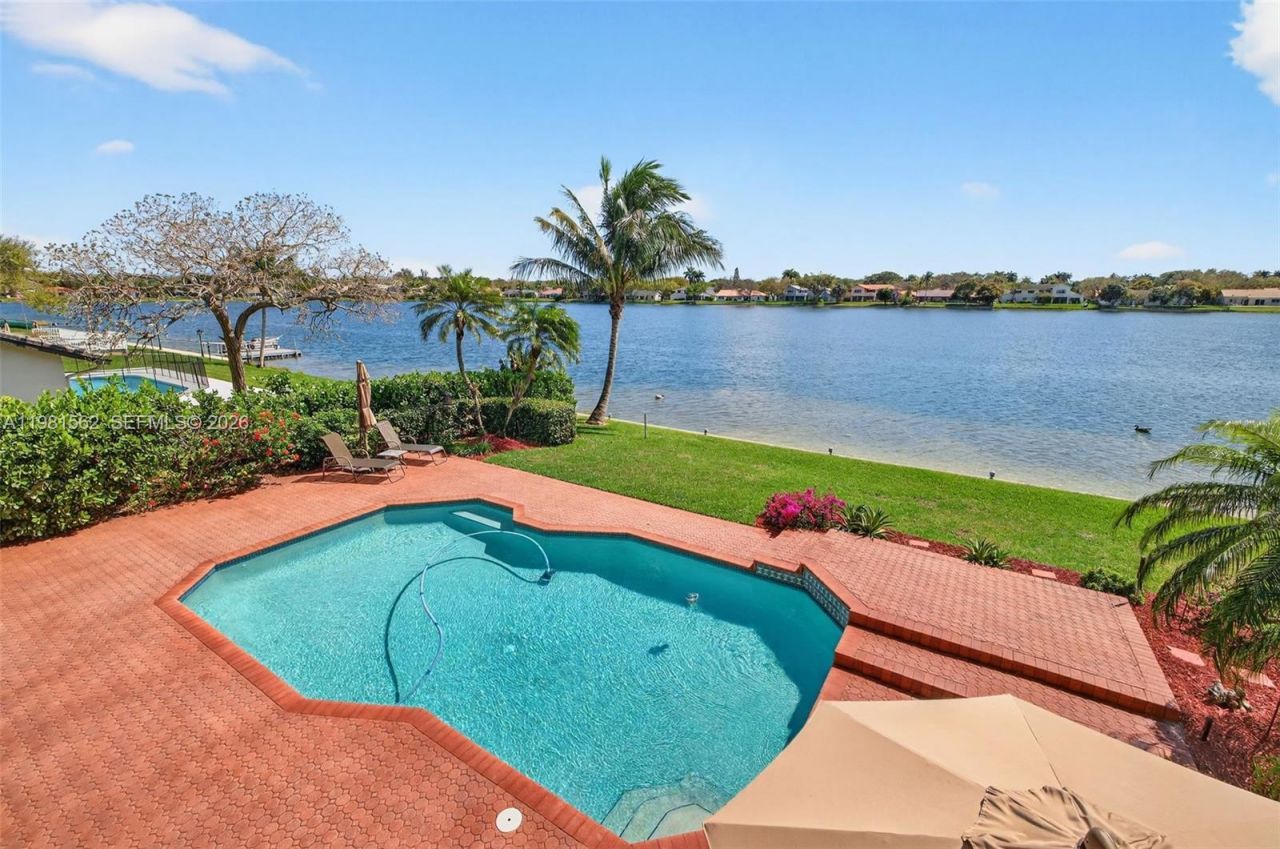 10376 SW 18th St , Davie, FL 33324 Photo