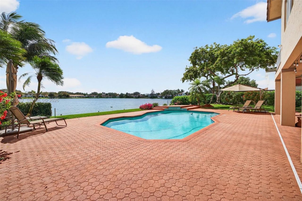 10376 SW 18th St , Davie, FL 33324 Photo