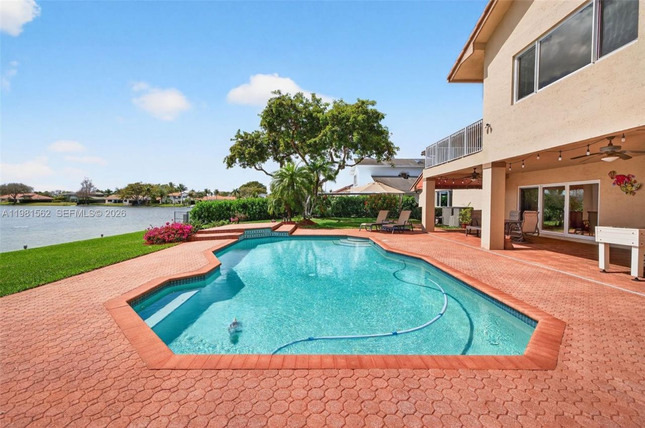 10376 SW 18th St , Davie, FL 33324 Photo