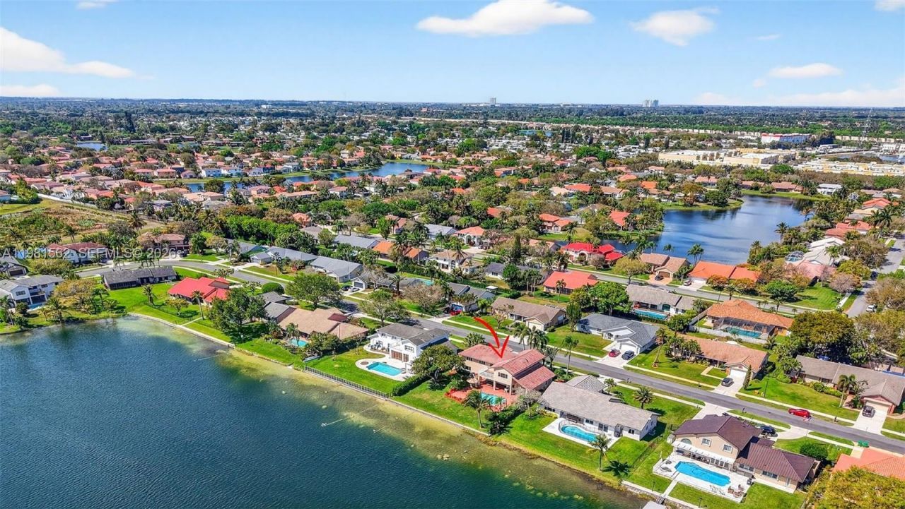 10376 SW 18th St , Davie, FL 33324 Photo