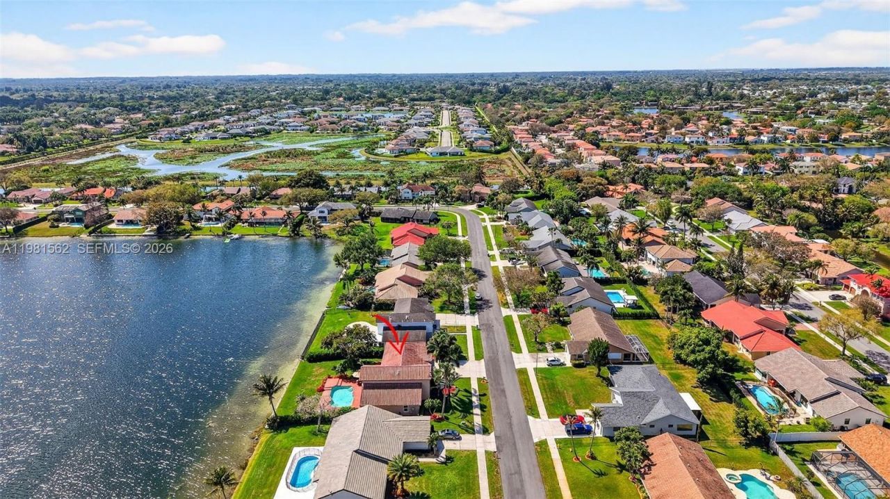 10376 SW 18th St , Davie, FL 33324 Photo