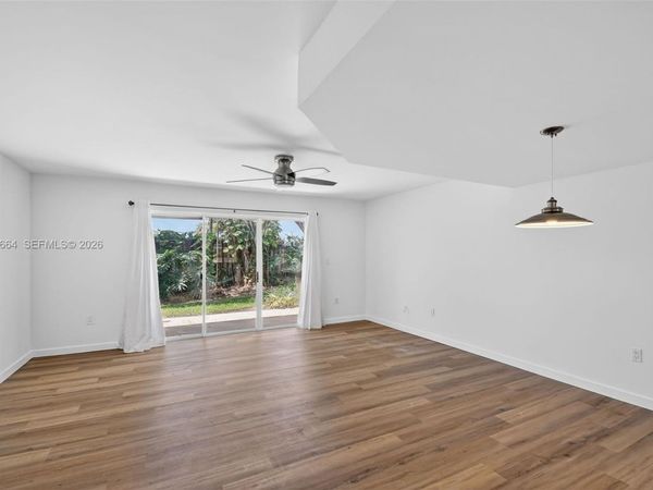 101 E Half Moon Cir, Unit B, Hypoluxo, FL 33462