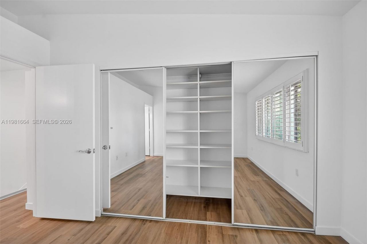 101 E Half Moon Cir, Unit B, Hypoluxo, FL 33462 Photo