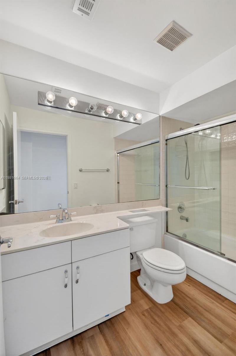 101 E Half Moon Cir, Unit B, Hypoluxo, FL 33462 Photo