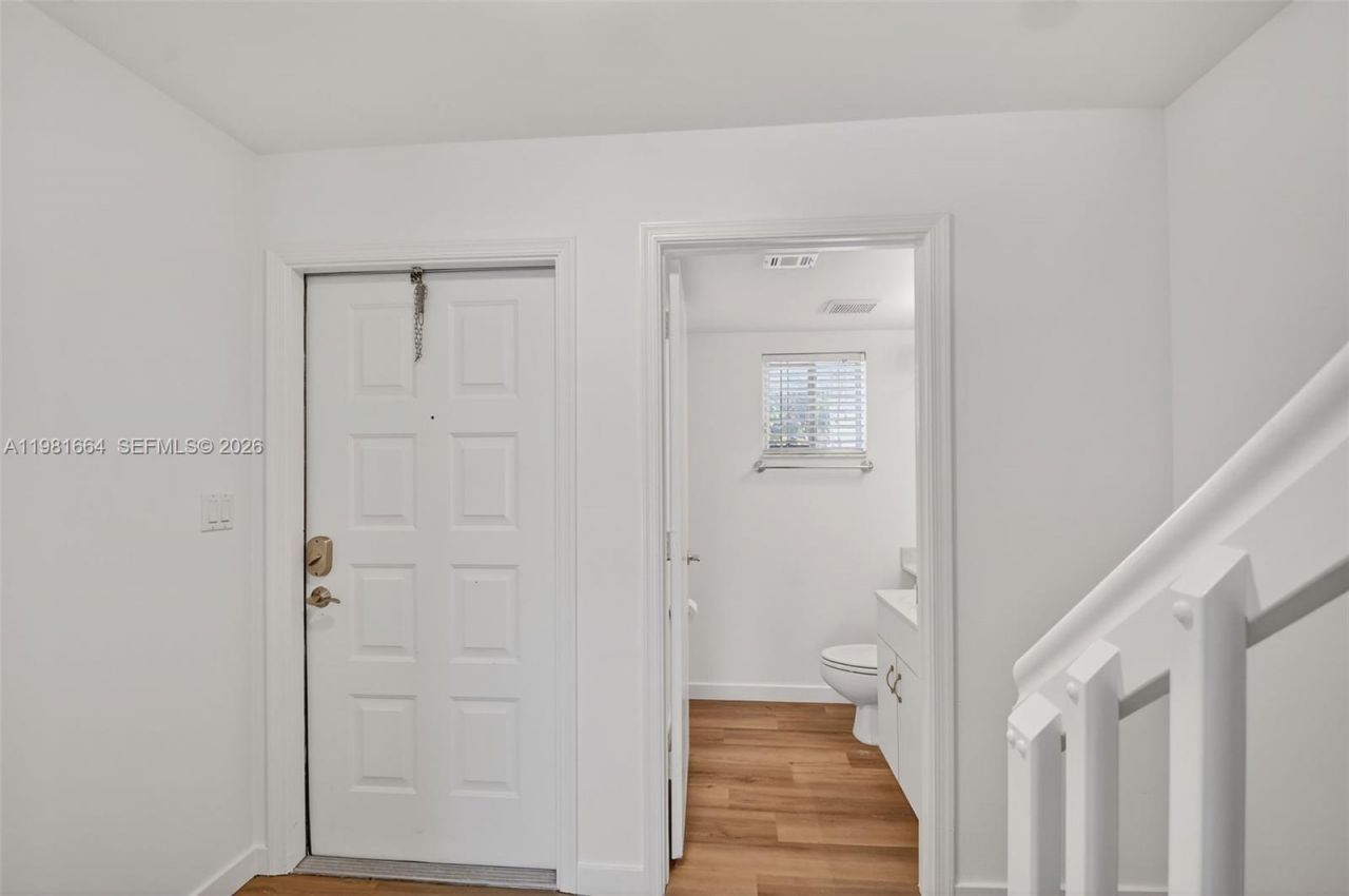 101 E Half Moon Cir, Unit B, Hypoluxo, FL 33462 Photo