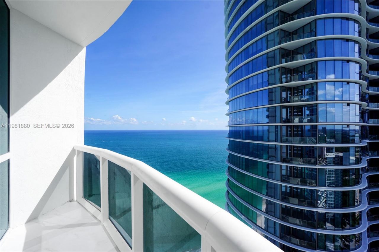 15811 Collins Ave , Unit 2606, Sunny Isles Beach, FL 33160 Photo