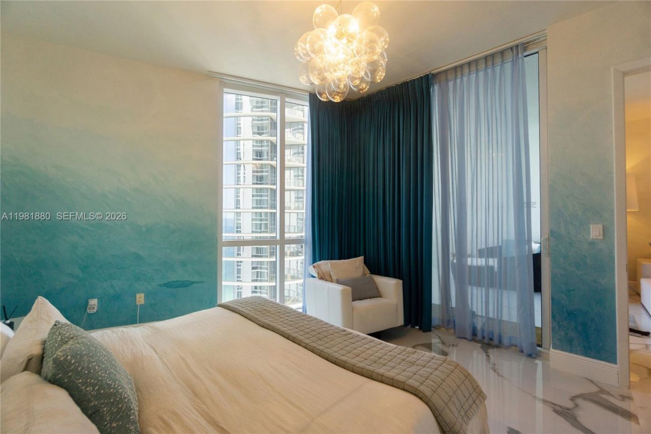 15811 Collins Ave , Unit 2606, Sunny Isles Beach, FL 33160 Photo