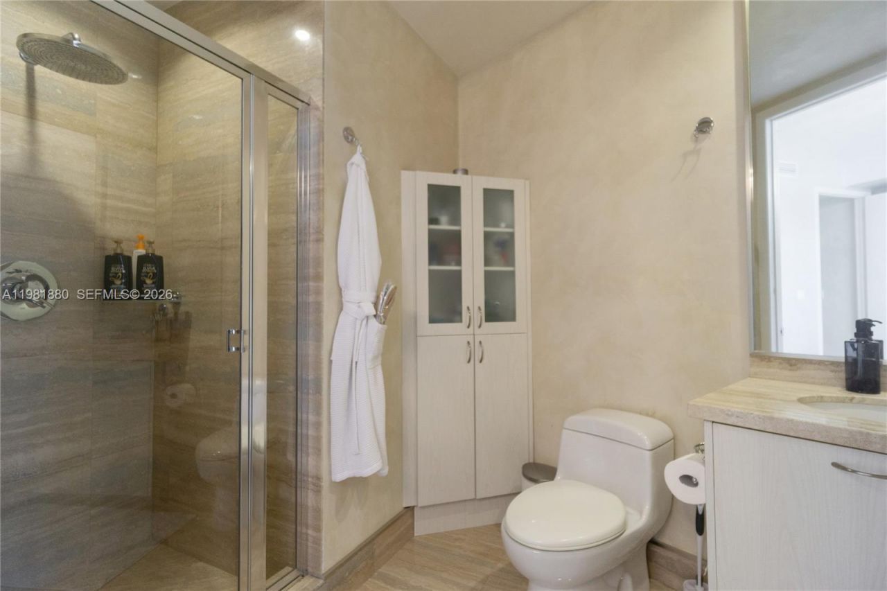 15811 Collins Ave , Unit 2606, Sunny Isles Beach, FL 33160 Photo