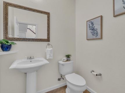 2064 Camp Whitney Cir, Rocklin, CA 95765 Photo