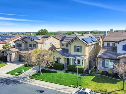 2064 Camp Whitney Cir, Rocklin, CA 95765 Photo