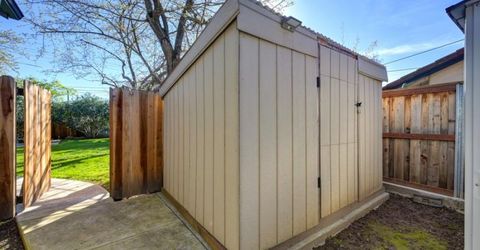 2535 Danube Dr, Sacramento, CA 95821 Photo