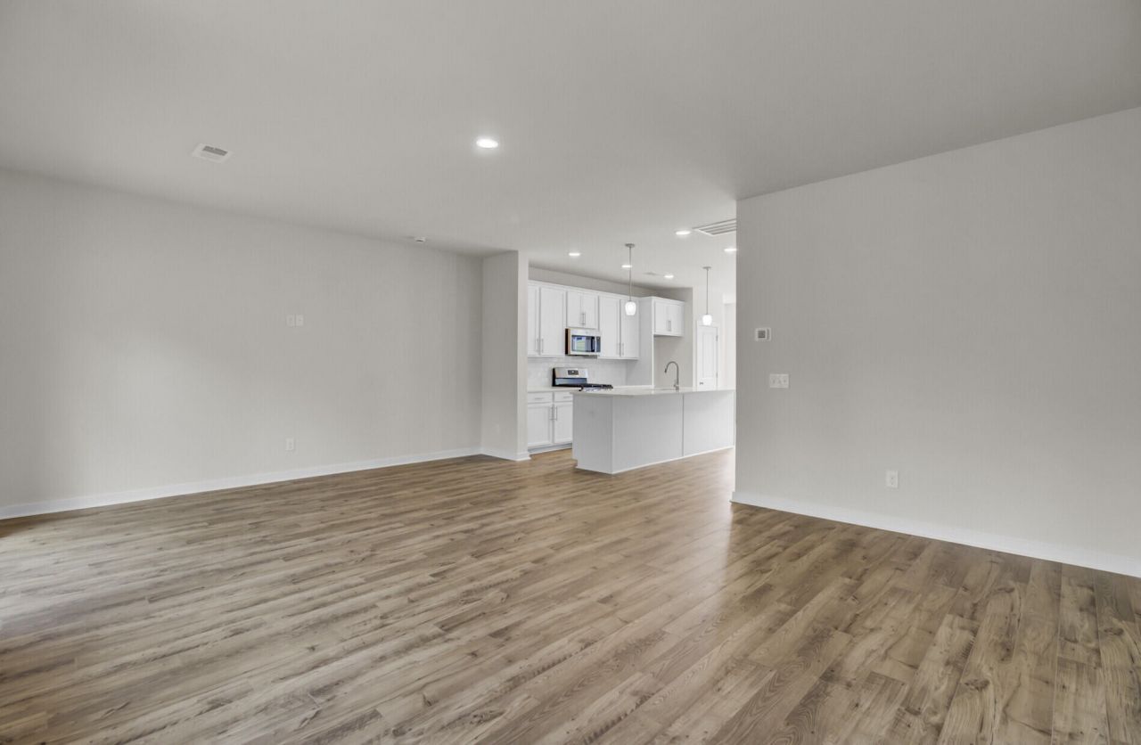 412 Caledon Court Photo 16