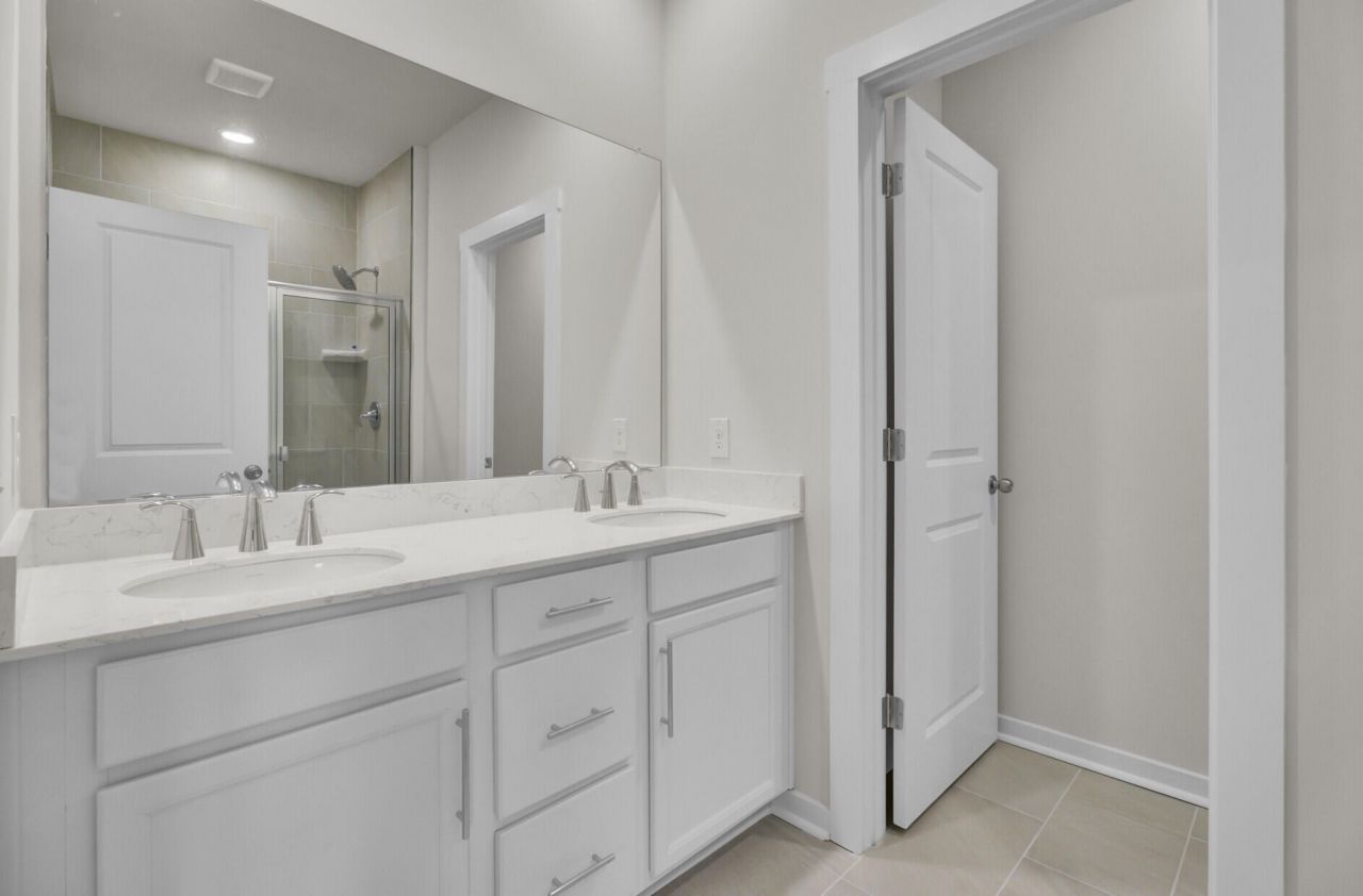 412 Caledon Court Photo 25