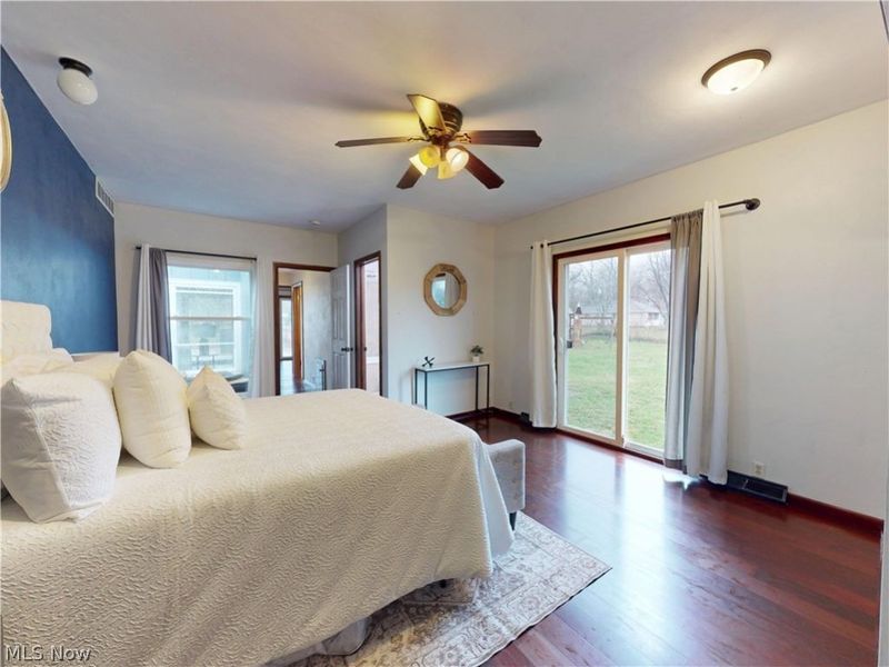 162 S Leavitt Road , Amherst, OH 44001 Photo 18