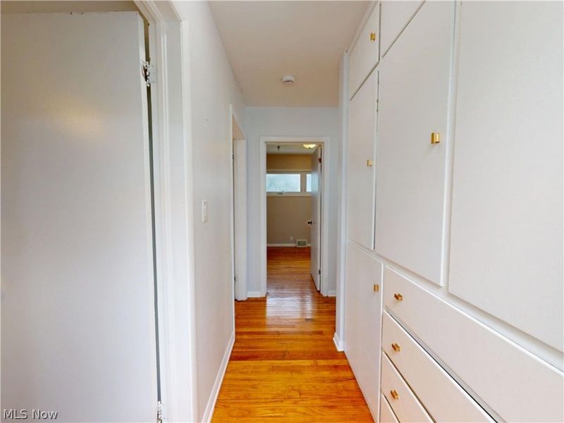 162 S Leavitt Road , Amherst, OH 44001 Photo 24