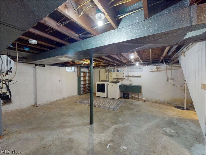 162 S Leavitt Road , Amherst, OH 44001 Photo 32