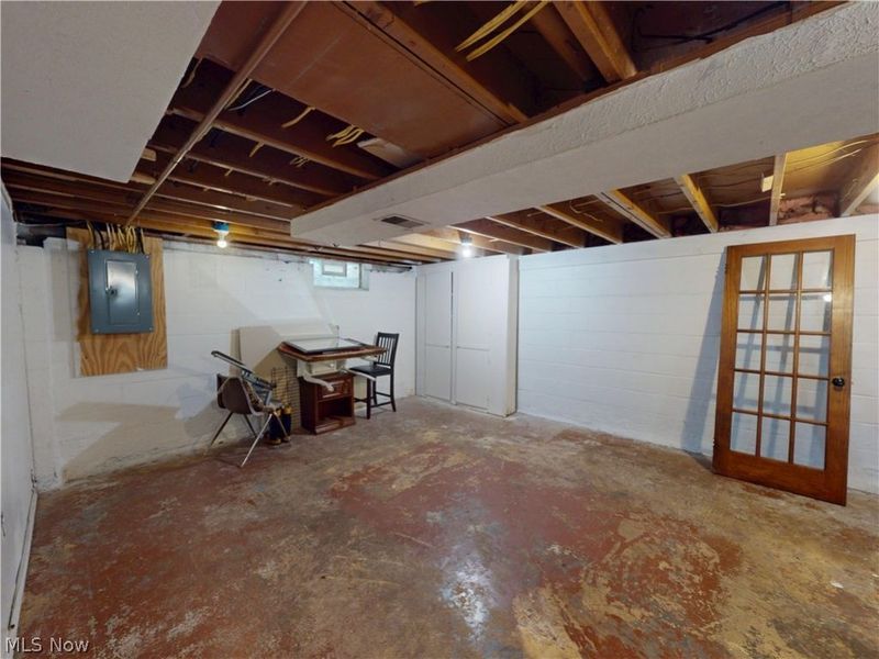 162 S Leavitt Road , Amherst, OH 44001 Photo 34