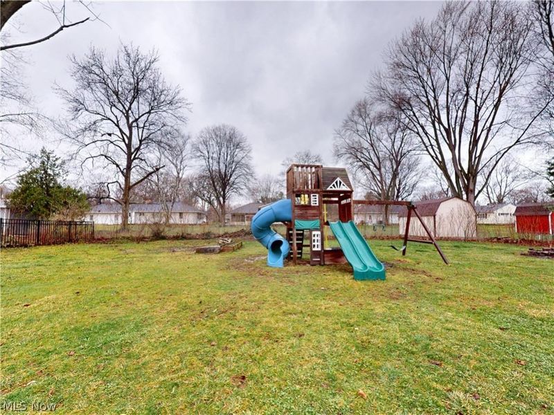 162 S Leavitt Road , Amherst, OH 44001 Photo 41