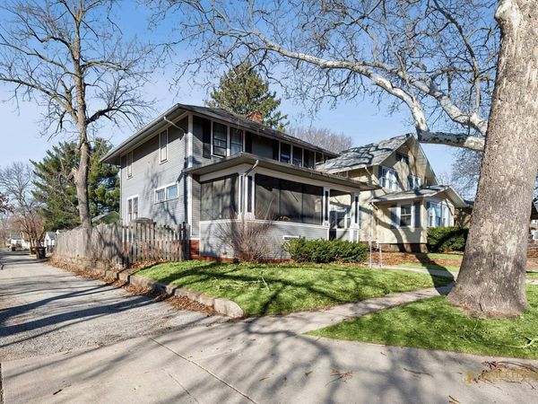 318 Logan Street, ROCKFORD, IL 61103