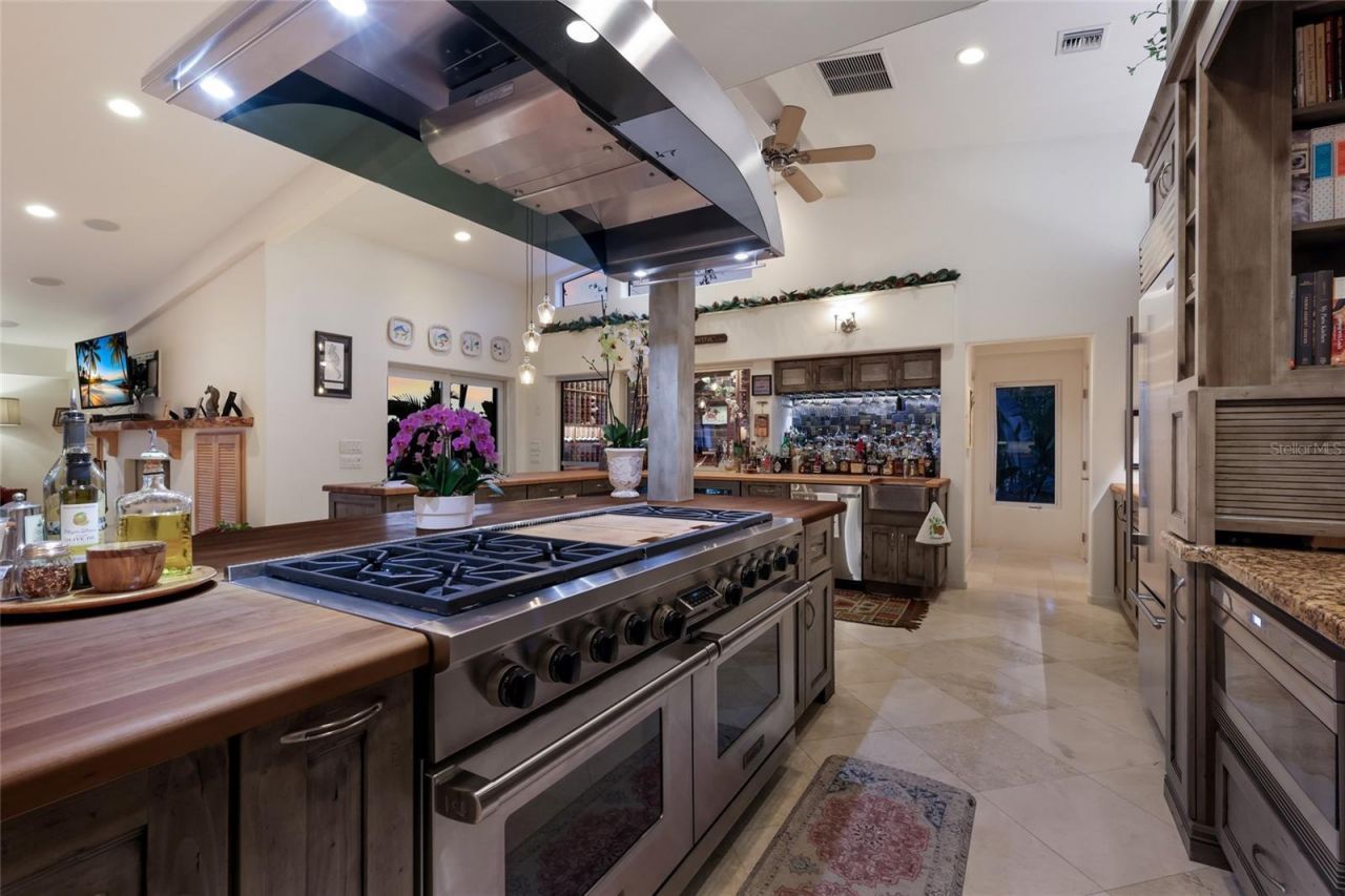 608 87th Street Court Nw, Bradenton, FL 34209 Photo