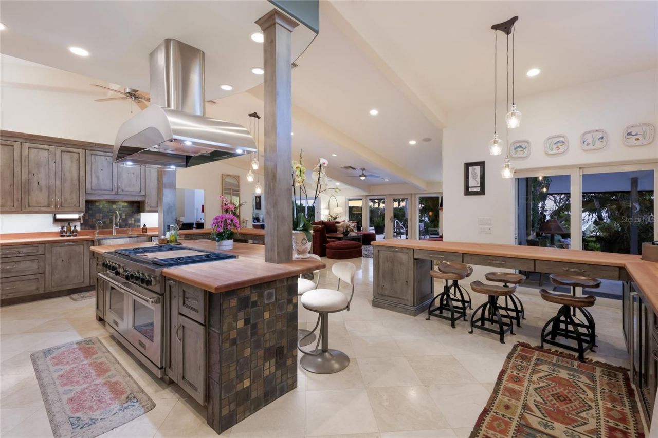 608 87th Street Court Nw, Bradenton, FL 34209 Photo