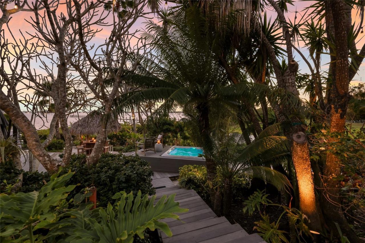 608 87th Street Court Nw, Bradenton, FL 34209 Photo