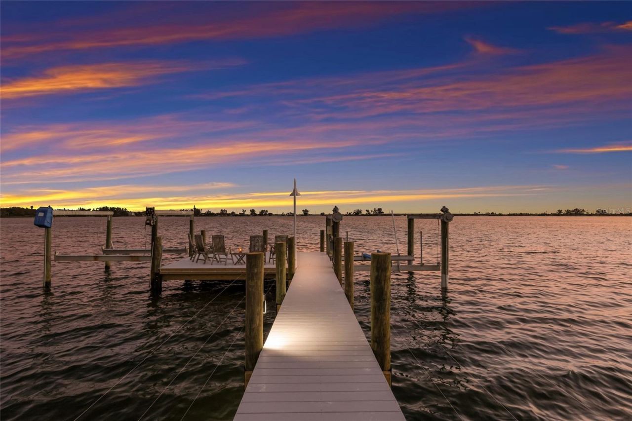 608 87th Street Court Nw, Bradenton, FL 34209 Photo