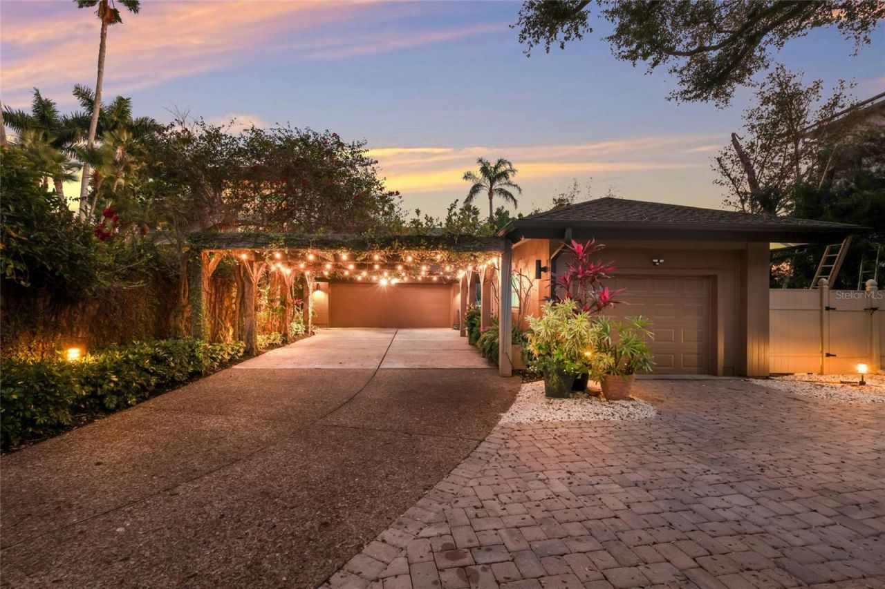 608 87th Street Court Nw, Bradenton, FL 34209 Photo